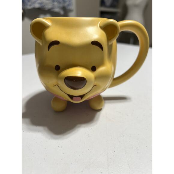 Disney Store Exclusive Footed Mug Winnie The Pooh - Picture 2 of 10